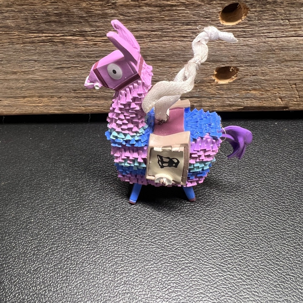 Fortnite Loot Llama Ornament 2020 Epic Games Supply Pinata Purple Blue Pink